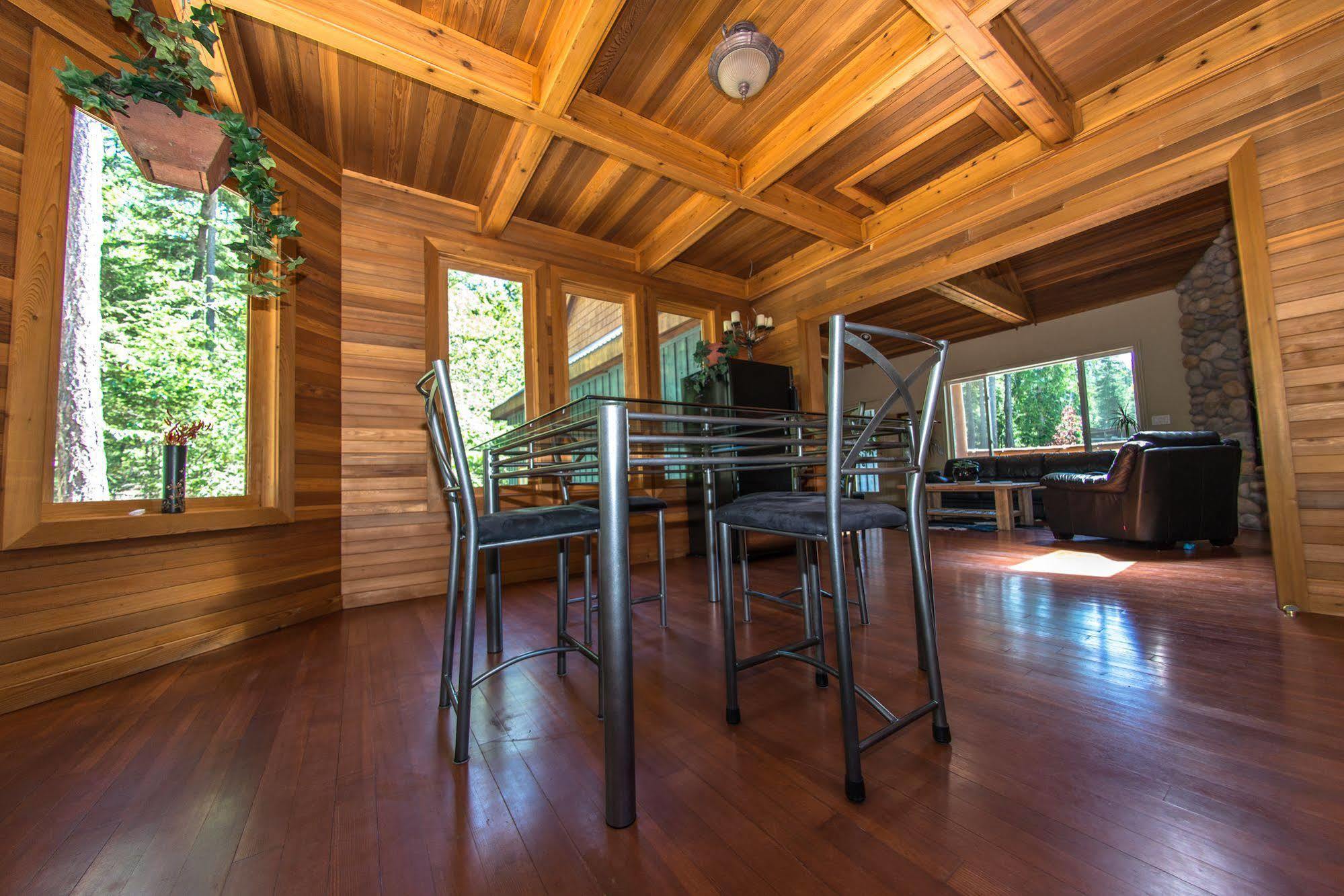 Sweetwater Lane Farm Villa Mount Currie Exterior photo